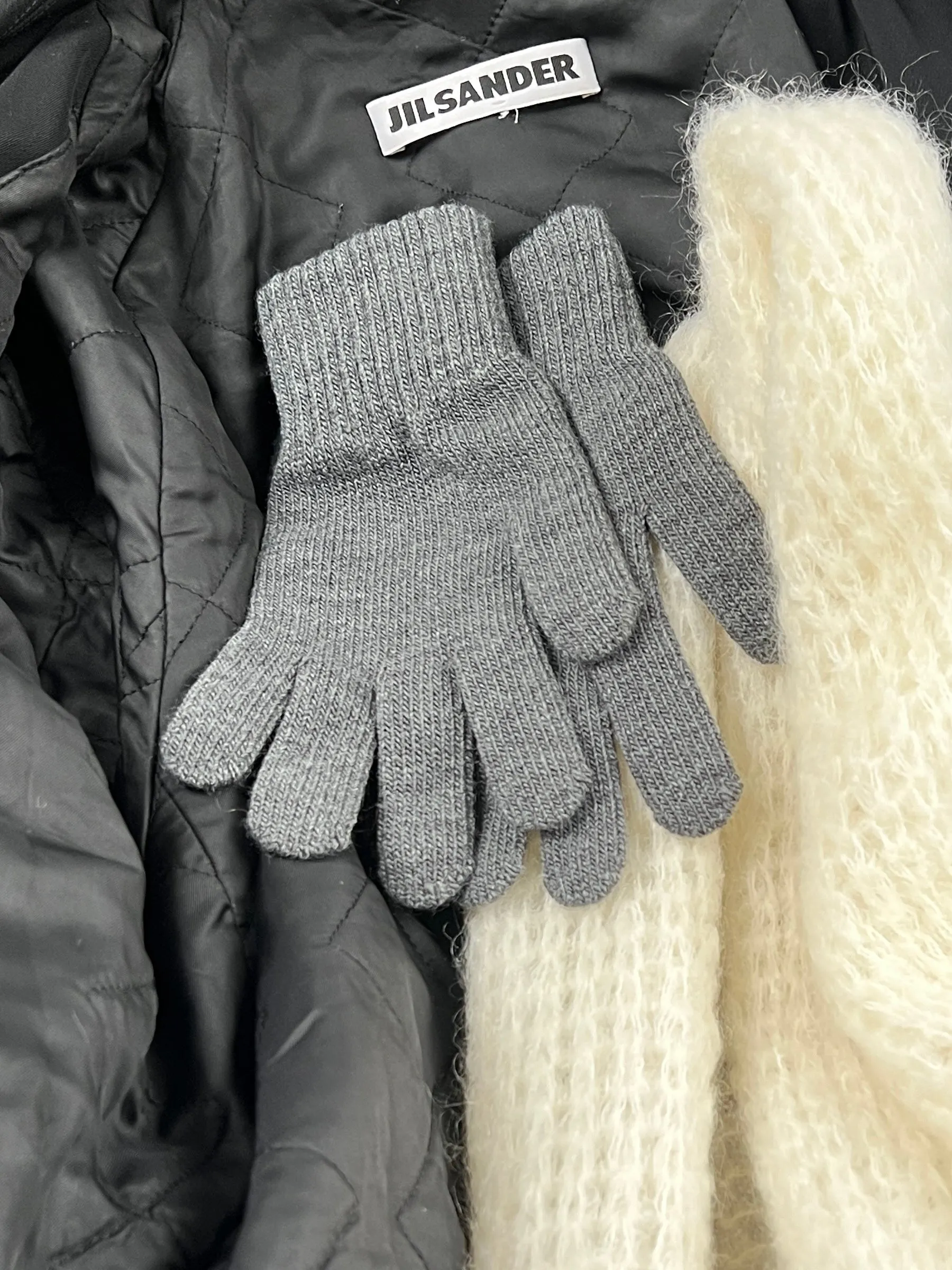 Cozy Wool Knit Gloves - Graphite