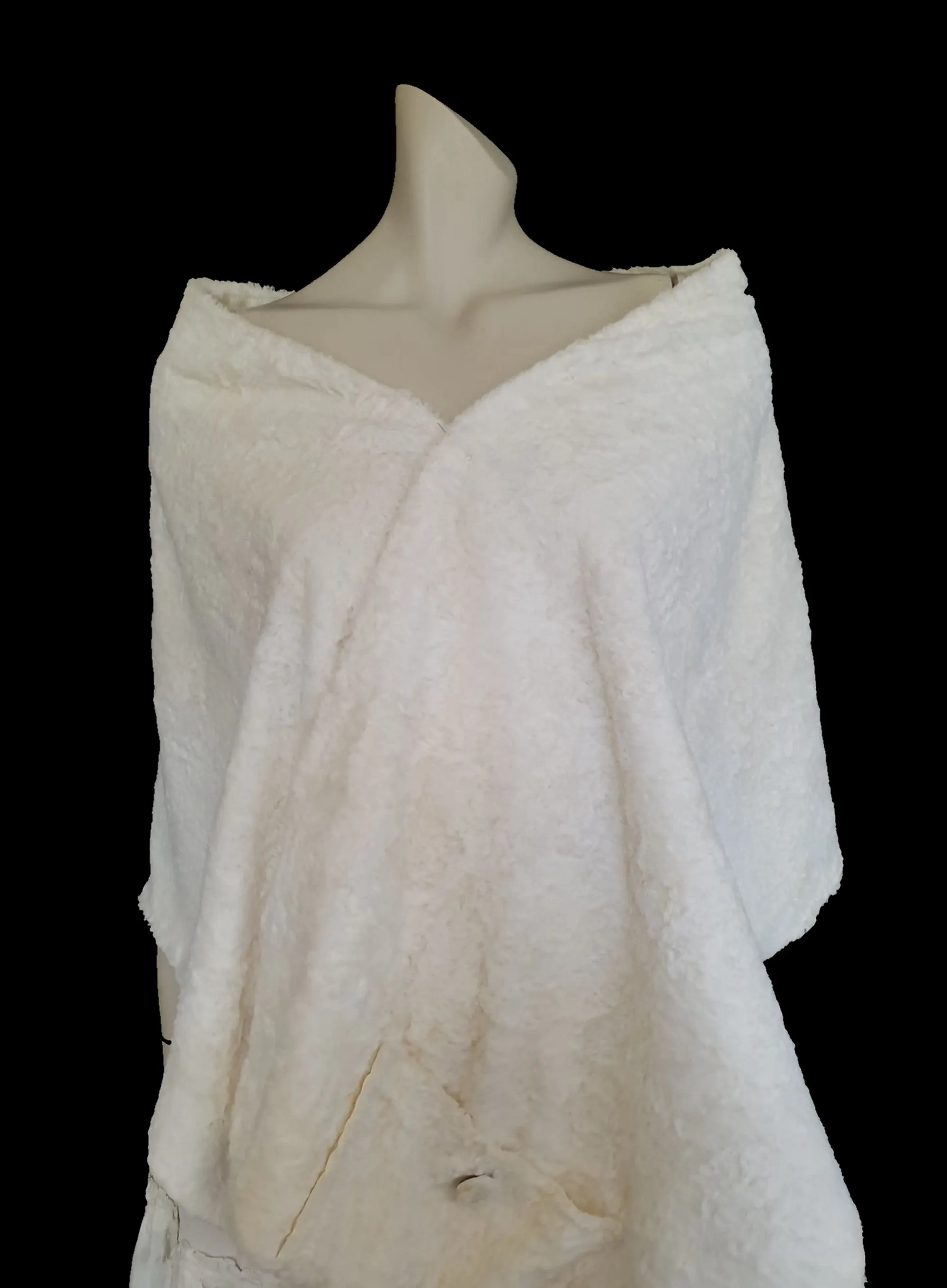 Fluffy White Wrap With Pockets