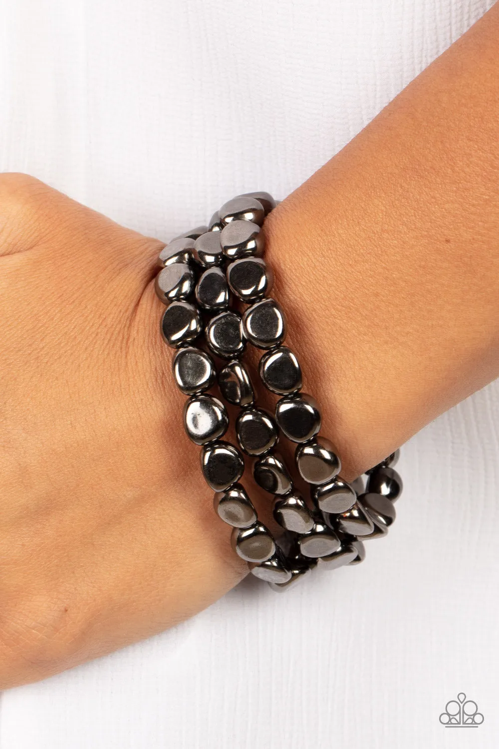 PAPARAZZI HAUTE Stone - Black BRACELETS